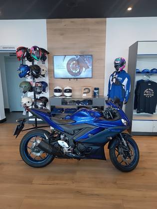 YAMAHA YZF R3 ABS YAMAHA YZF R3 ABS